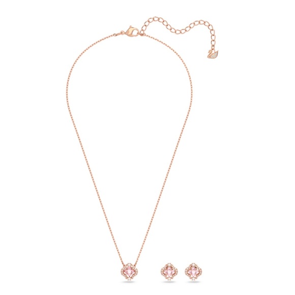 Swarovski necklace and earrings set Brand new in box - Picture 4 of 5